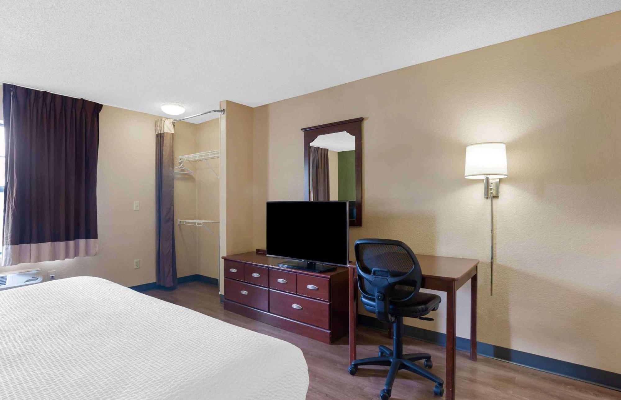 Extended Stay America Suites - Orlando - Southpark - Commodity Circle Oak Ridge Екстер'єр фото